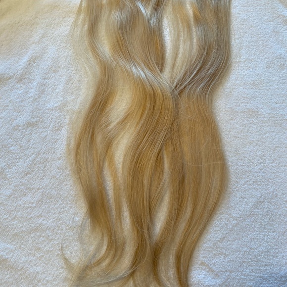 Tony Odisho Hair Extensions 18in - Picture 3 of 5